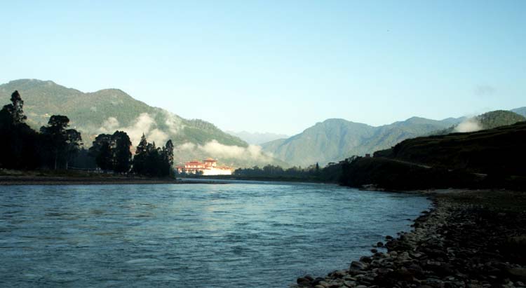 Punakha Dzong from distance